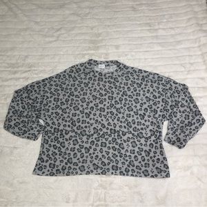 Le Lis Collection Cropped Animal Print Sweater Top Size Small